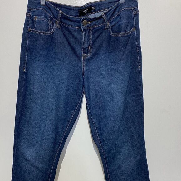 Torrid Denim Women's Blue Raw Hemline Stretch Boot Cut Jeans Size 10R - Picture 1 of 10